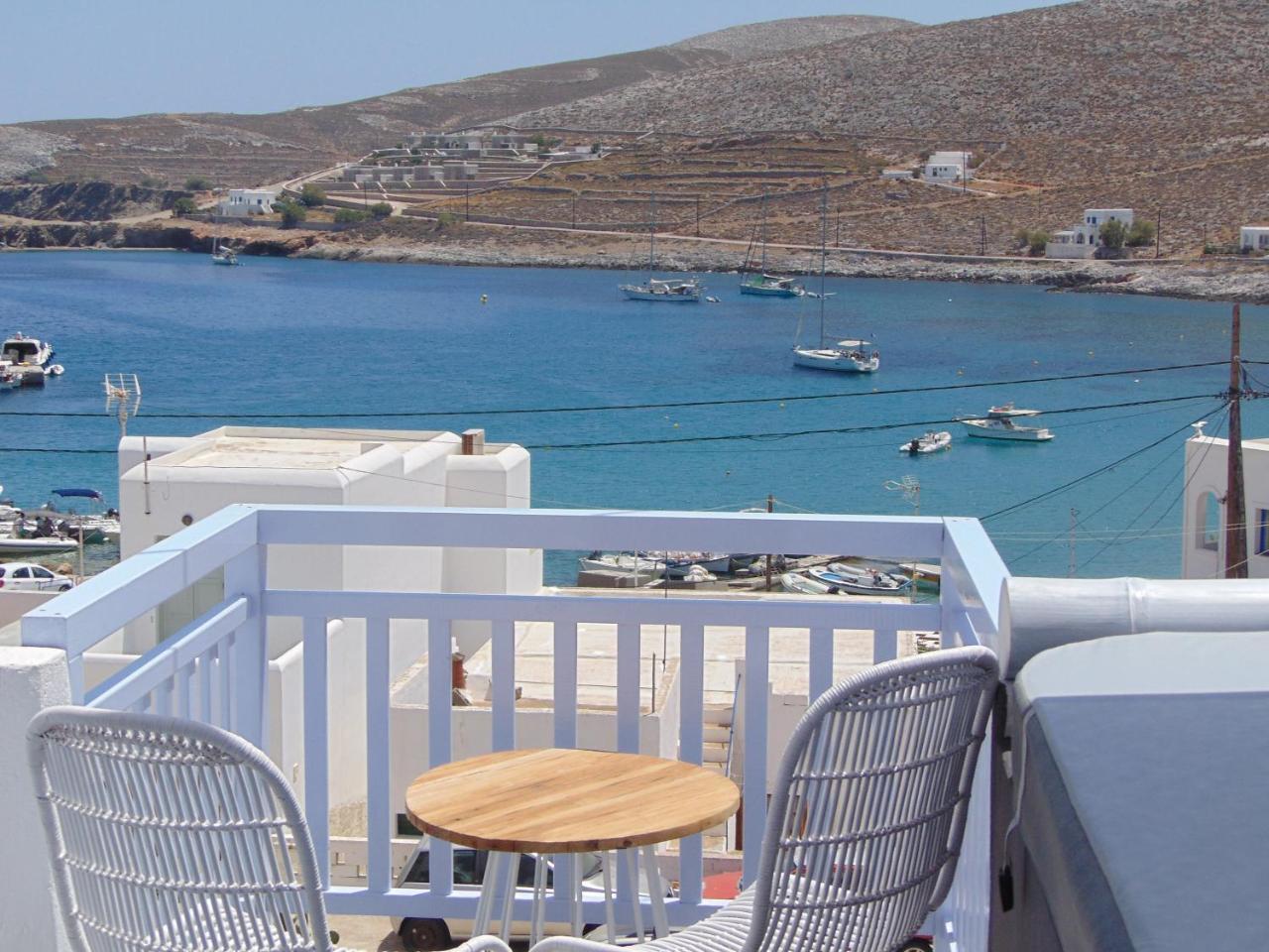 Апартаменты Amo Folegandros Каравостаси Экстерьер фото